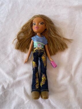 Bratz Yasmin Walking Dog Doll MGA 2001 Interactive Doll